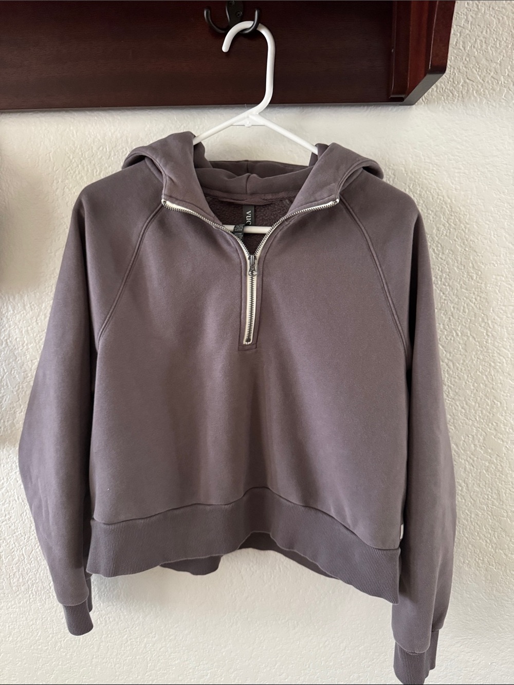 ‼️Vuori Restore Half-Zip Hoodie ‼️